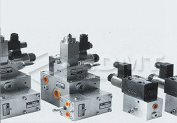 液壓系統(tǒng).jpg 液壓系統(tǒng).jpg